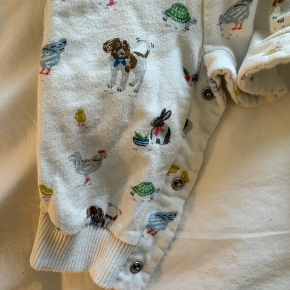 Baby Boden White Romper with Animal Prints 9-12 months - Picture 3 of 4